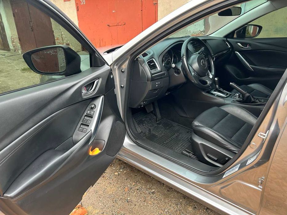 Мазда  6  2014 р.в.