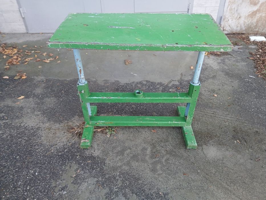 Верстаки слюсарнi б/в