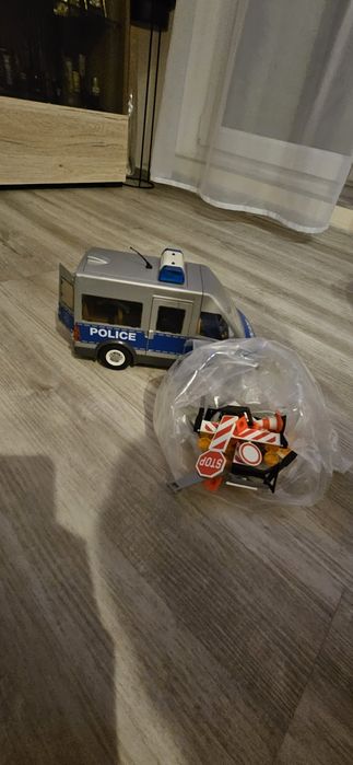 Playmobil 9236 Radiowóz