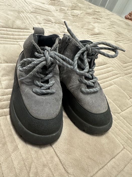 Zara, демвсезонні черевики, 26 розмір