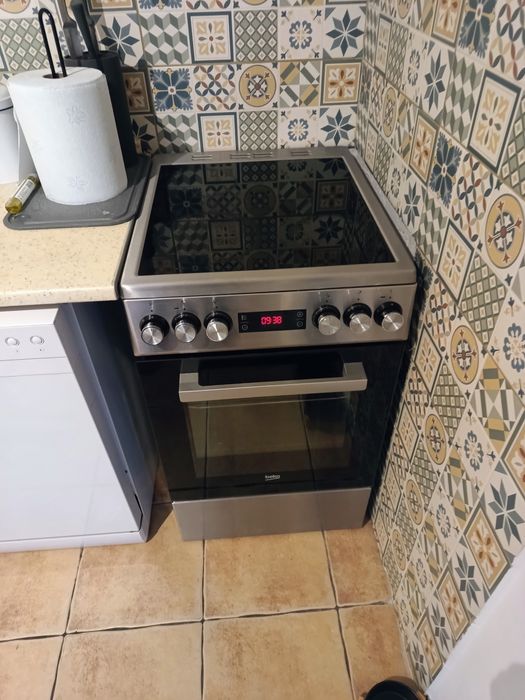 Piec kuchenny firmy Beco na gwarancji jeszcze przez ok 1 rok