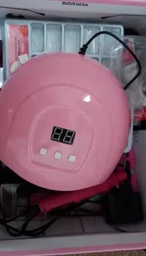 Kit manicure em gel com lâmpada UV/LED e broca elétrica