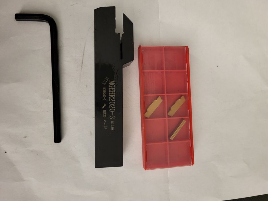 Nóż do rowkowania , ucinak