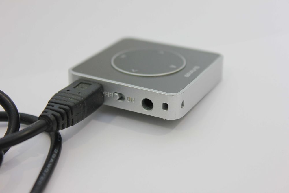 MP3 плейер Bravis s009