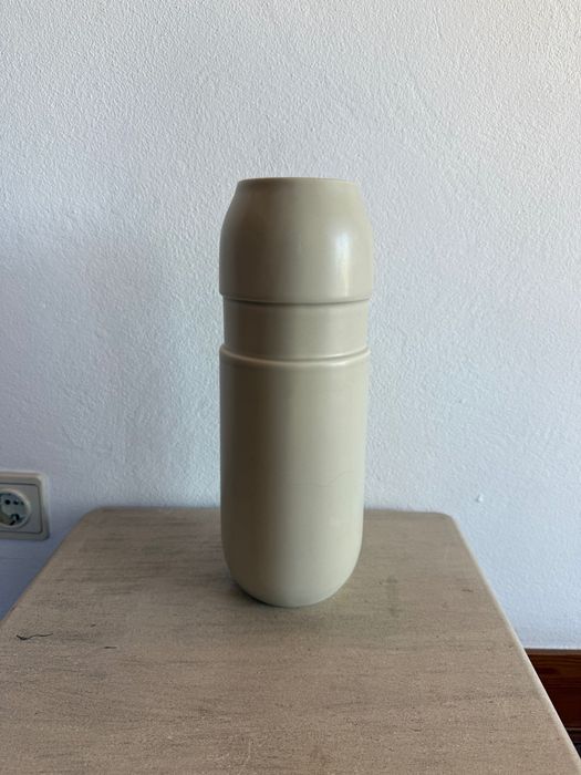 Vaso em grés, branco