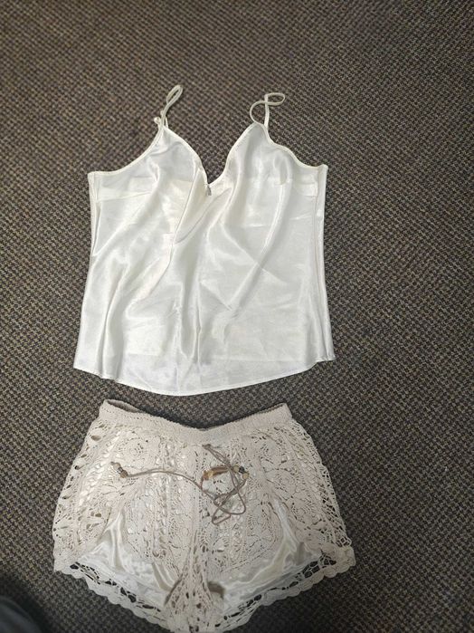 Bielizna damska, komplet nocny