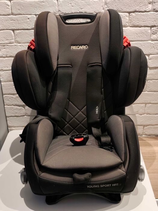 Fotelik RECARO young sport hero 9-36 kg