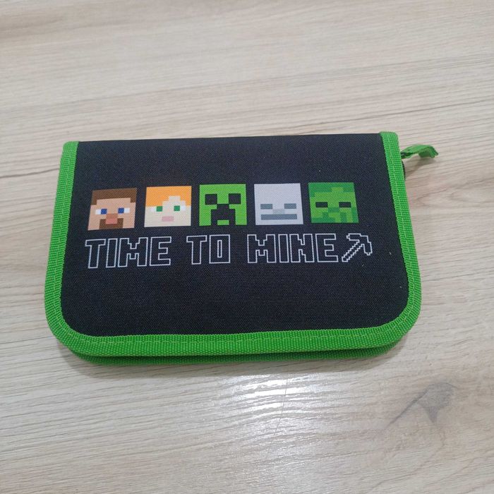 Rozkładany piórnik Minecraft