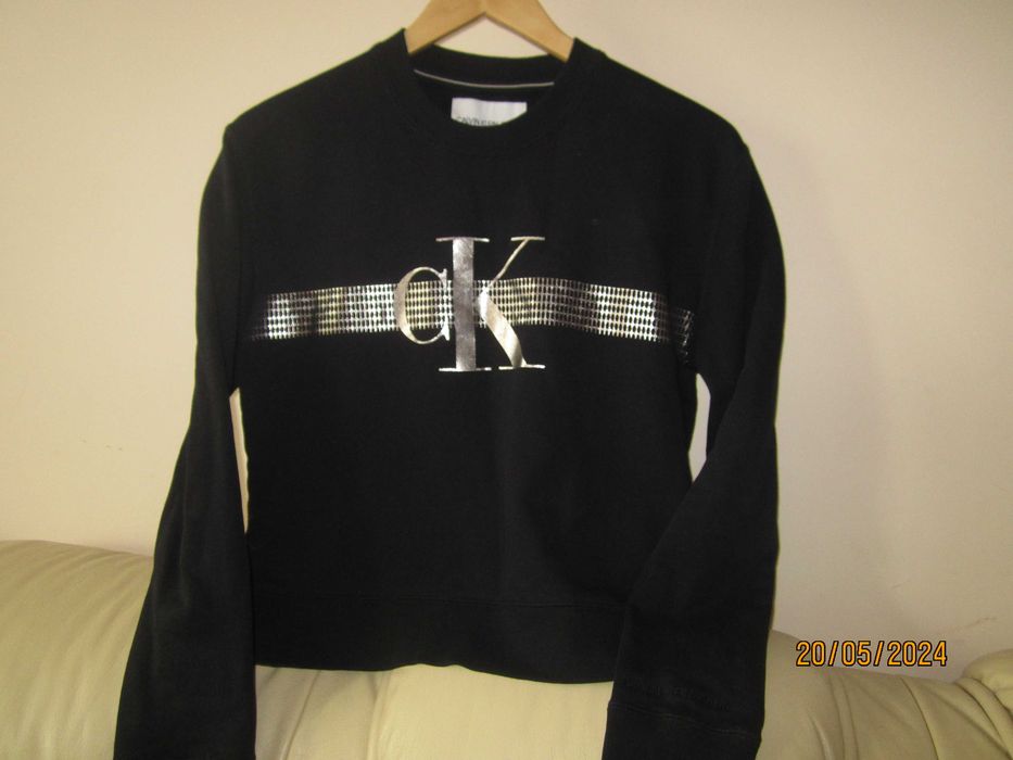 Czarna bluza damska rozmiar S