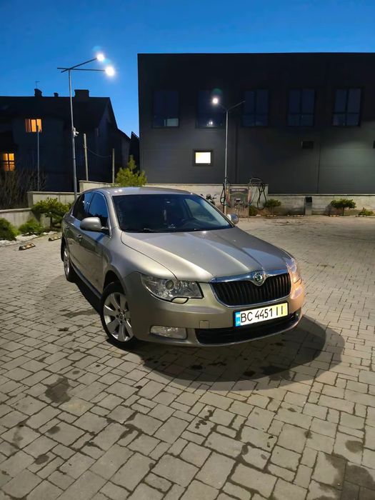 Продам Skoda Superb II 1.8 TSI