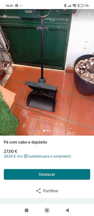Pá grande com depósito