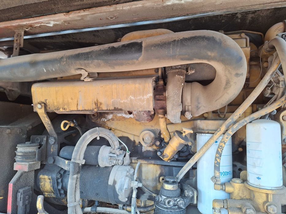 Silnik do koparki Cat 318