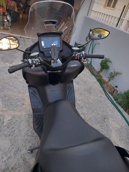 Zontes 350e  de garagem
