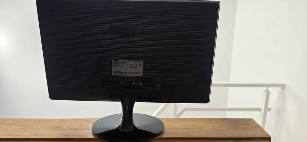 Vendo monitores PC