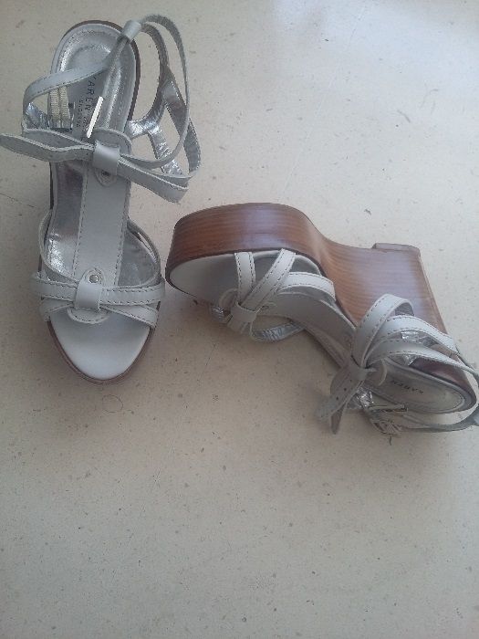 Sandálias Karen Millen