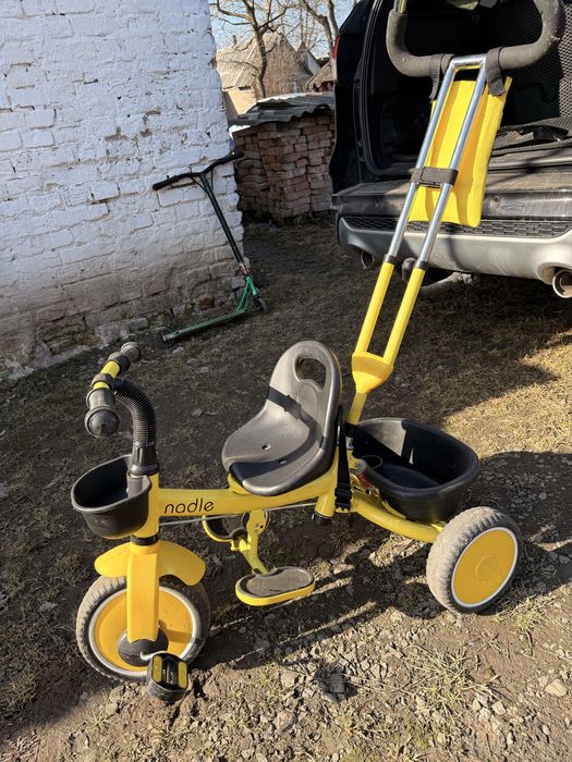 Велосипед з батьківською ручкою