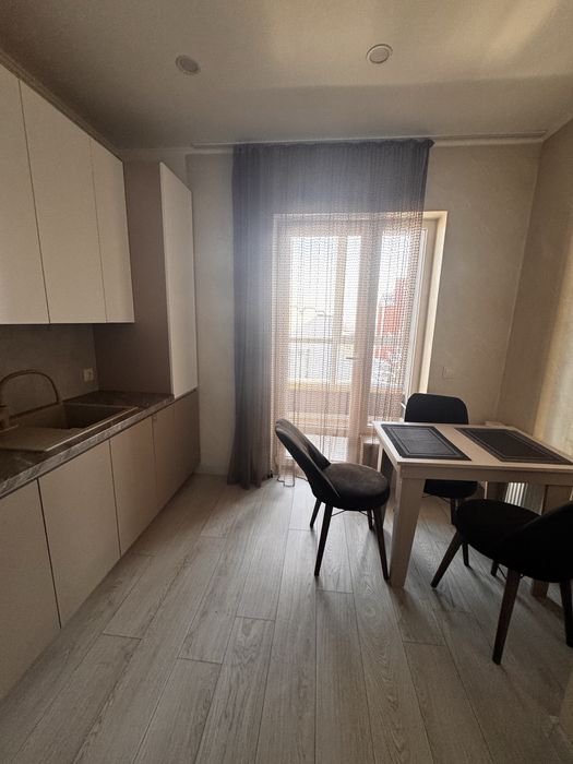 Продаж 1км квартири район Текстильника