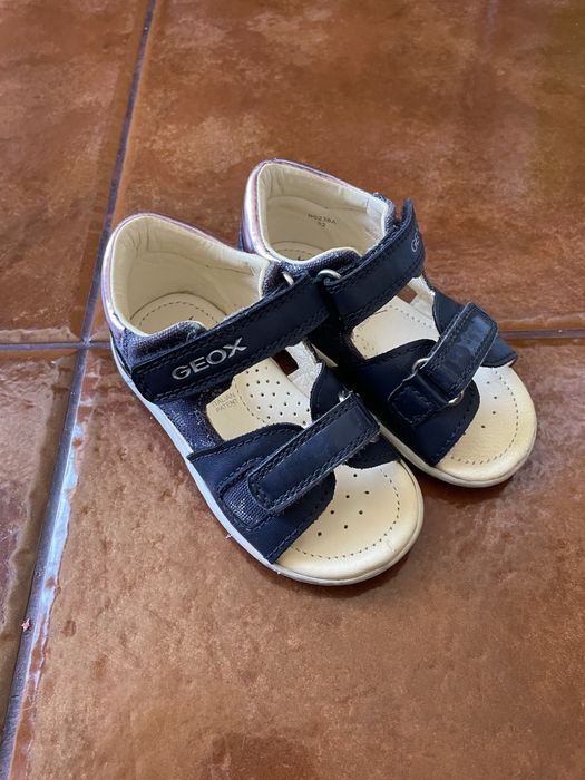 Sandalias Geox para bebe menina