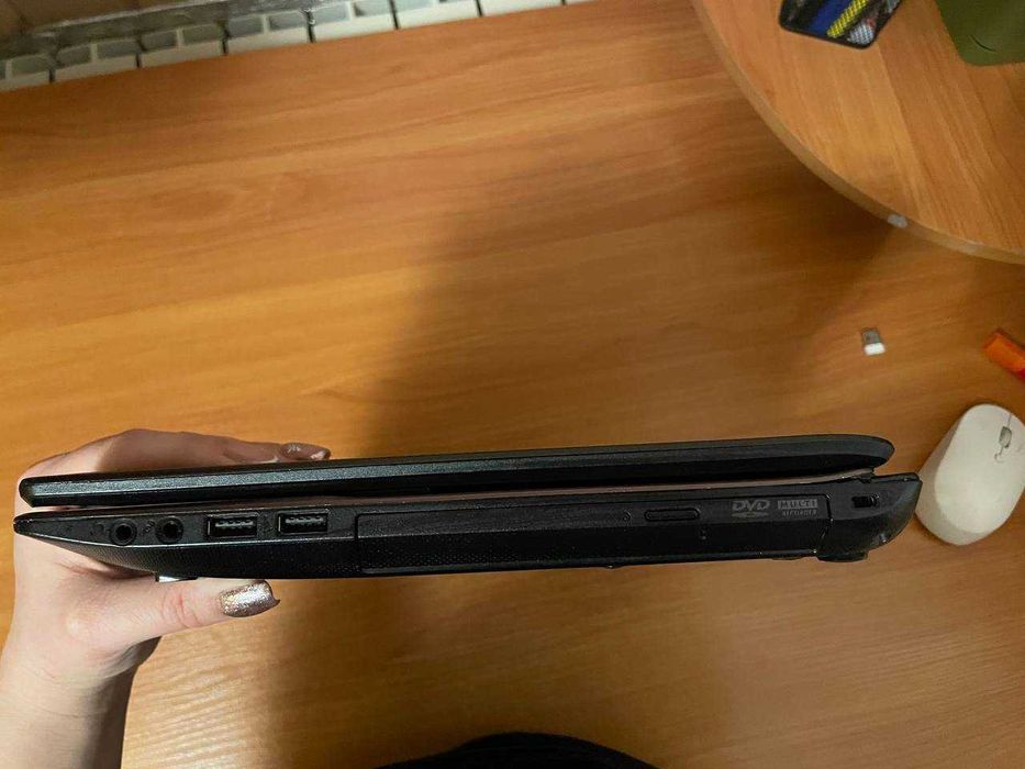 Ноутбук Asus K53E / 15.6" / Intel Core i3-2350M