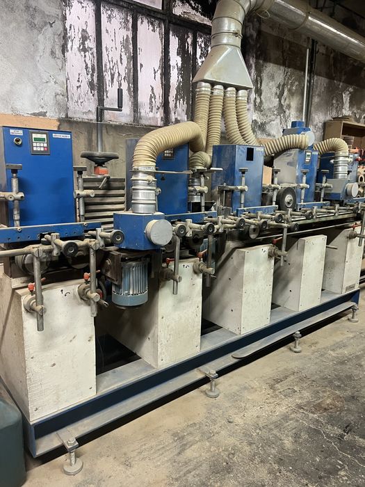 Maquina de 4 cabecas ,para lixagem de perfis