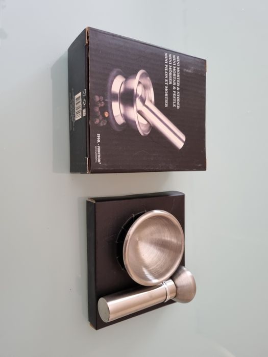 Mini almofariz e pilão em aço inox [novo]