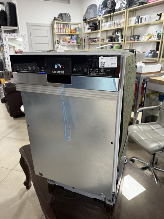 Посудомийна машина Siemens SR53ES24KE