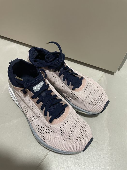 Кросівки NewBalance для спортзала, літні