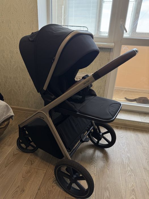 Візочок Carello Vector pearl black