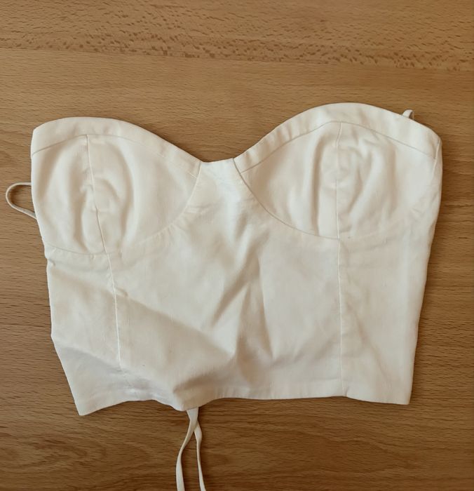 Top com costas cruzadas - Zara