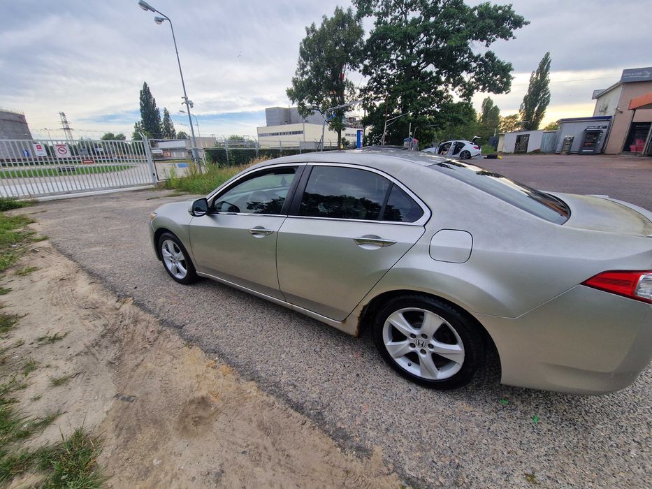 Honda accord VIII