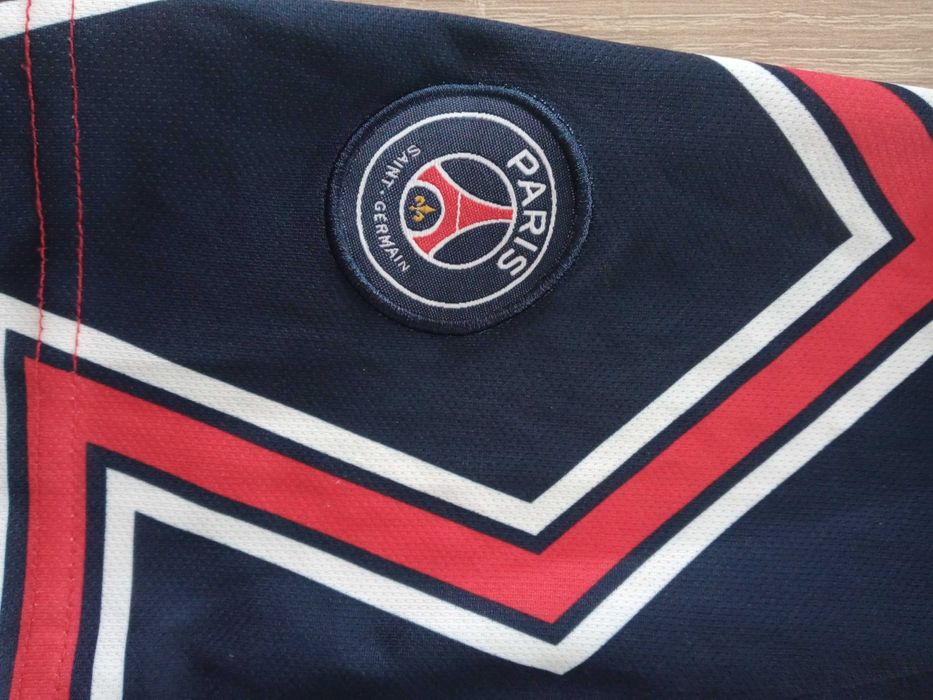 Strój piłkarski Messi Paris Saint Germain roz S