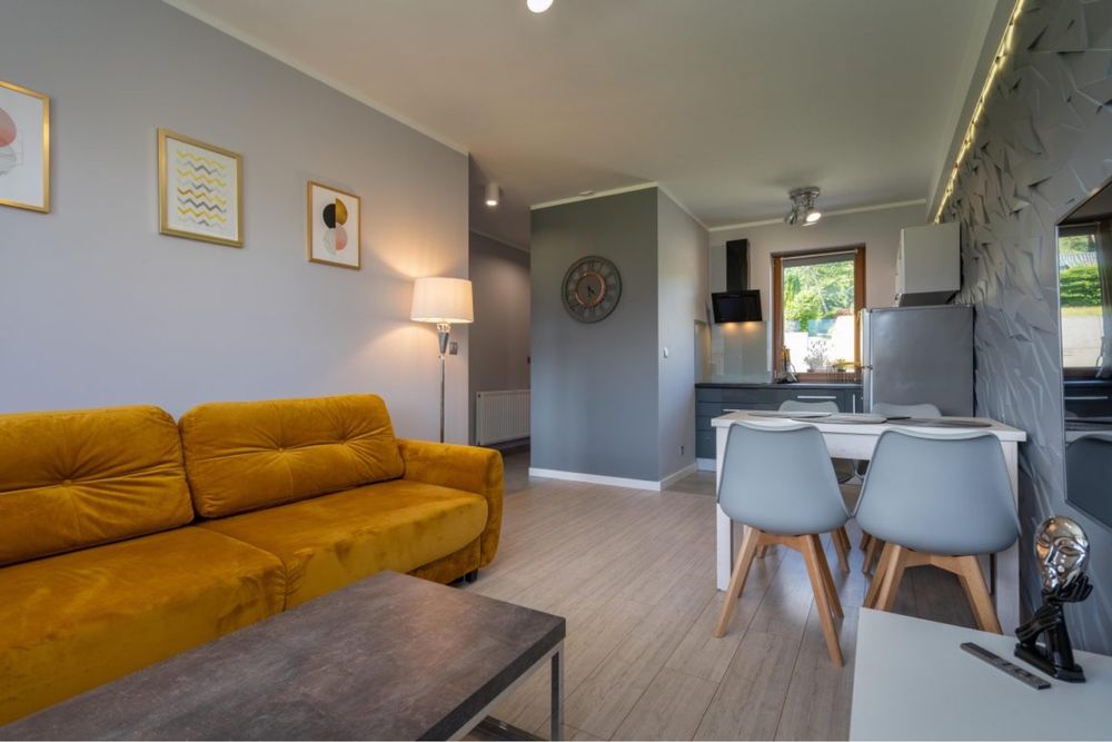Apartament z prywatnym tarasem oraz z panoramicznym widokiem na Góry