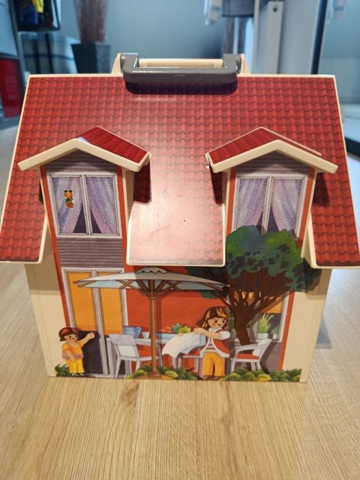Domek plastikowy  Playmobil - dla lalek