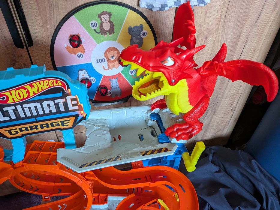Hot Wheels Ultimate Garage Smok