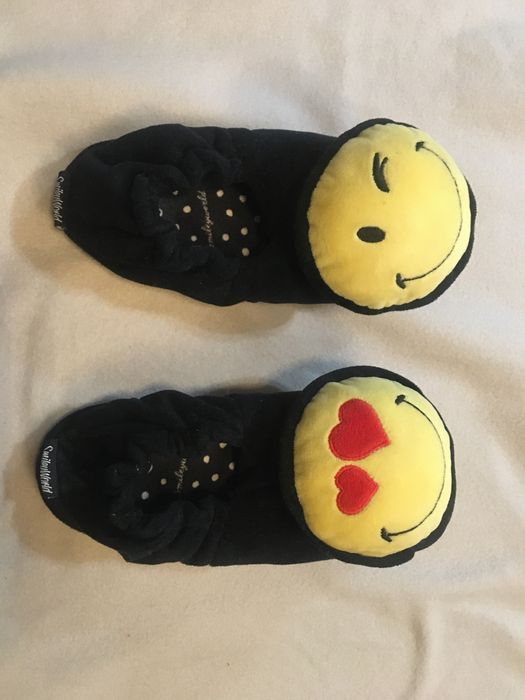 Kapcie emotki bardzo wygodne