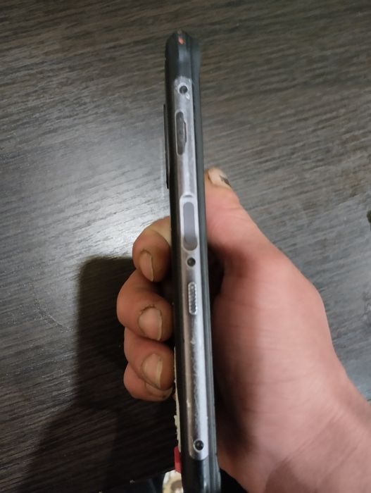 Продам телефон BISON GT