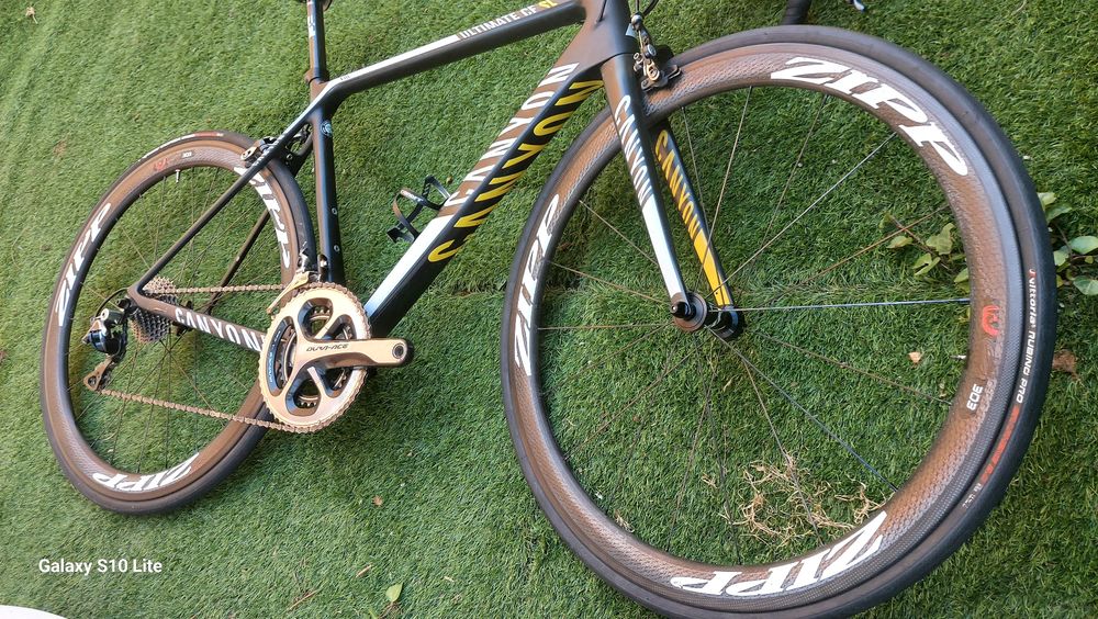 Canyon Ultimate CF SL – Shimano Dura-Ace t54