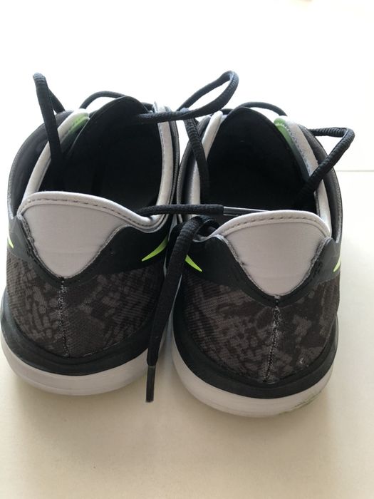 Кроссовки nike