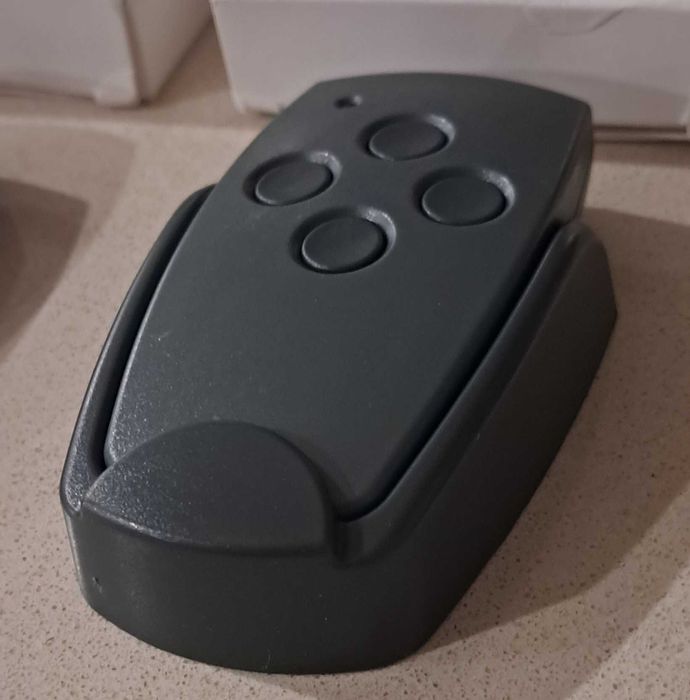 Universal Gate Automation Remote Control425520293332930564