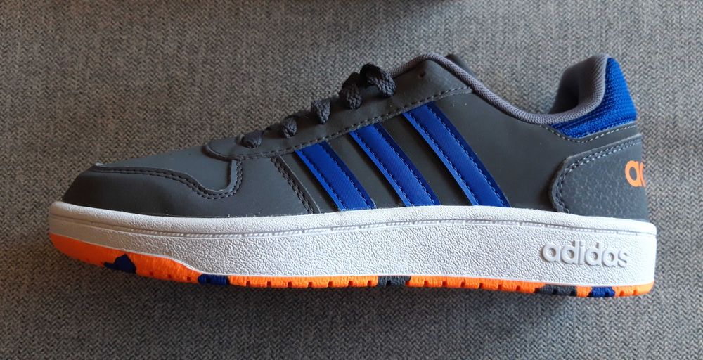 Sapatilhas Adidas - Artigo NOVO