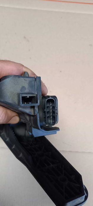 Pedał gazu potencjometr VW Golf V 1K1721,503L