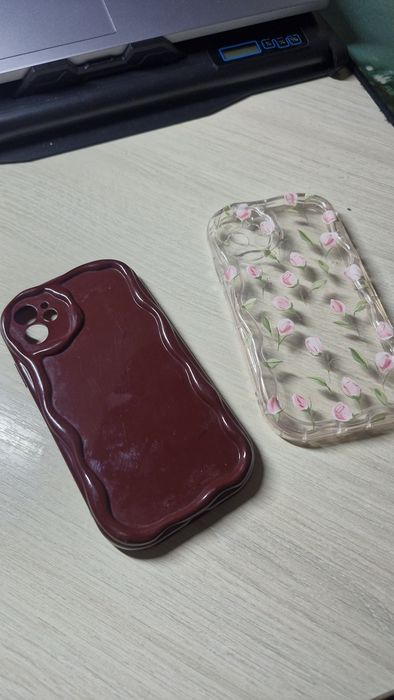 Чехлы на Iphone 11 в гарному стані