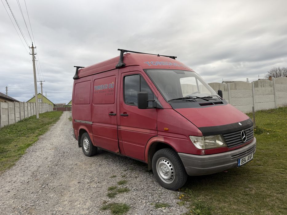 Продам Мерседес спрінтер 208D