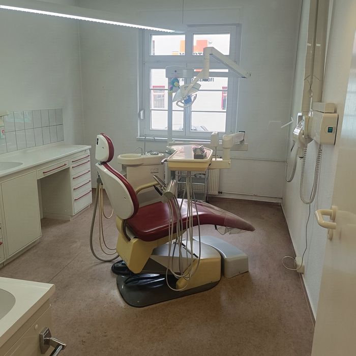 Unit stomatologiczny Takara Belmont CLESTA 2012  fotel unit dentystyczny