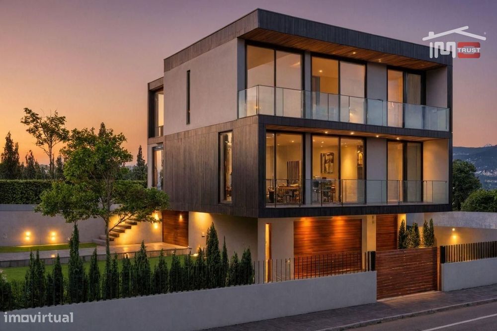 Urban Plot with Approved Project for Semi-Detached House
