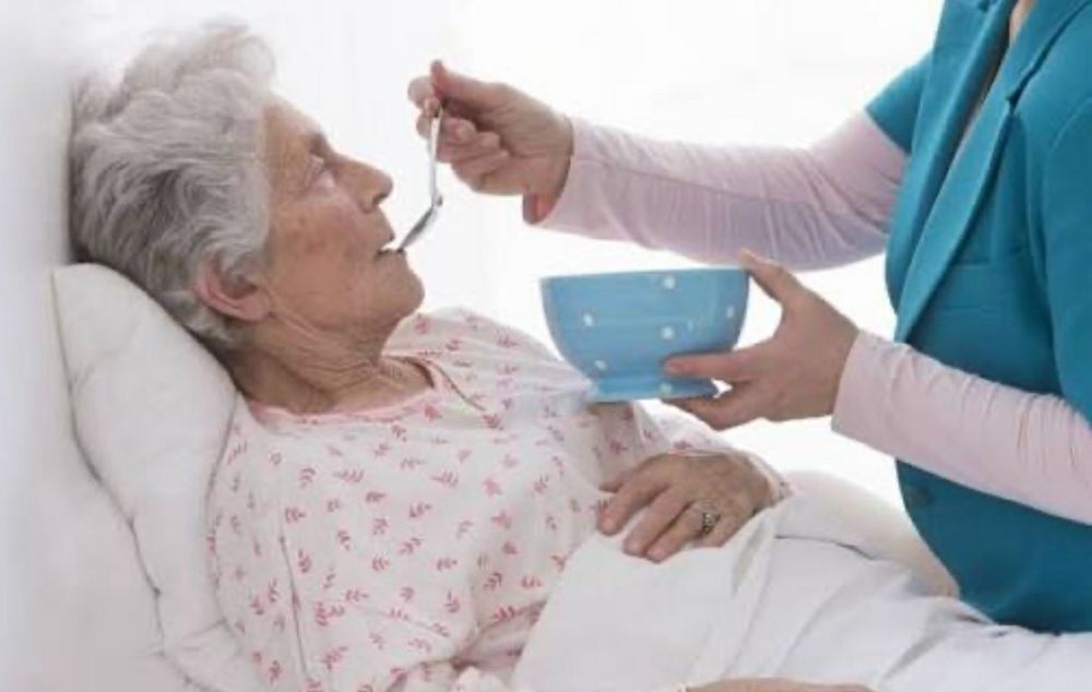 Услуги сиделок/послуги доглядальниць