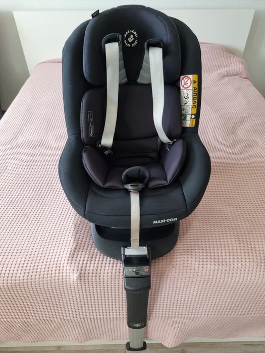 Fotelik Maxi Cosi Pearl Pro2 z bazą FamilyFix One i Size