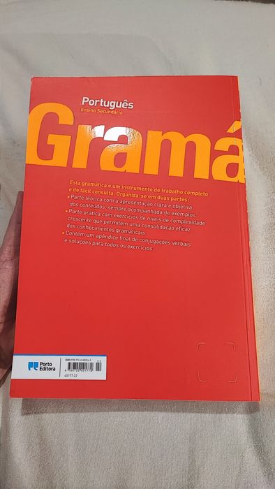 Livro de gramática da Porto Editora
