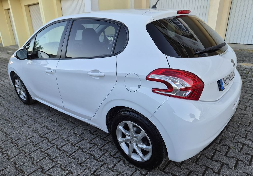 Peugeot 208 1.4 Hdi 137 mil km