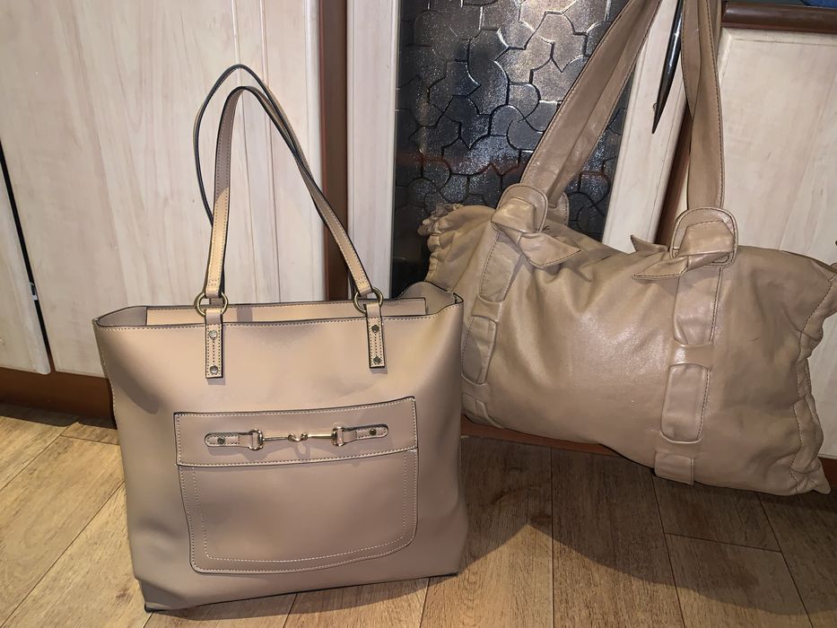 Сумка кожаная  фирменная